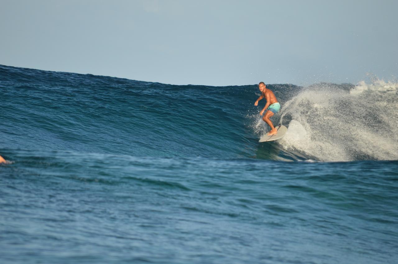 Surf Trip Maldives Hotel Thulusdhoo Buitenkant foto